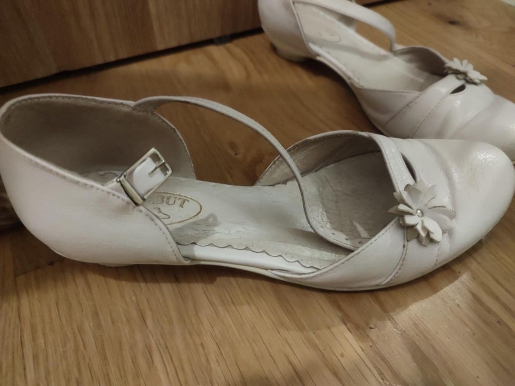 Buty komunijne skórzane dziewczęce rozmiar 34