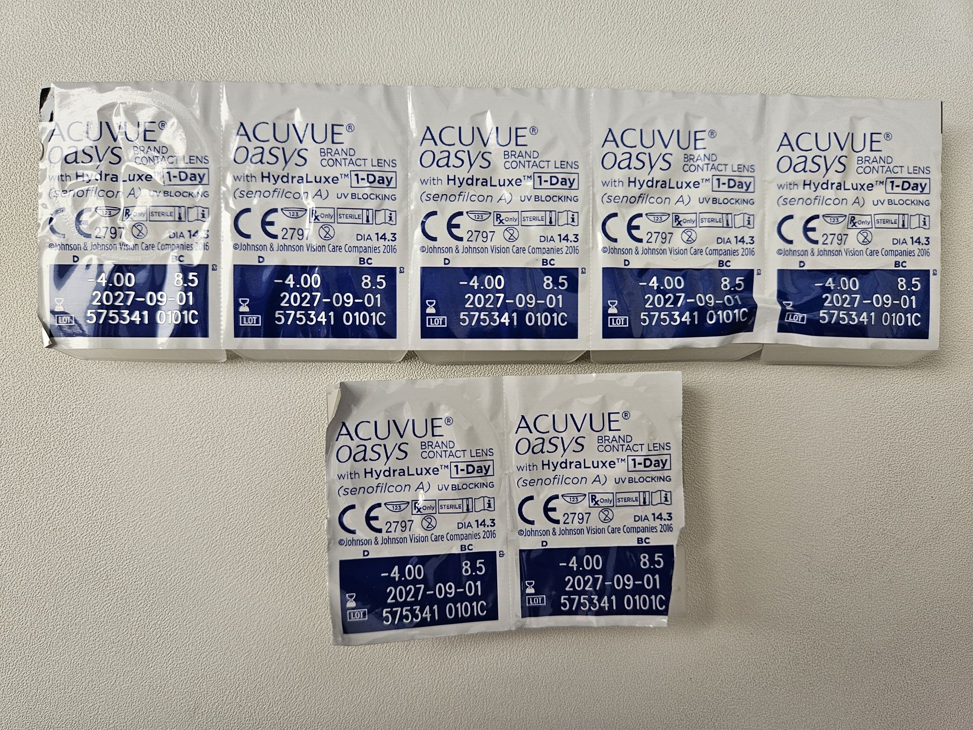 Sprzedam soczewki jednodniowe Oasis Acuvue, -4, 7 sztuk.