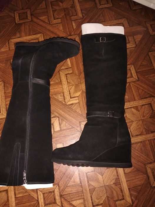 Женские зимние сапоги