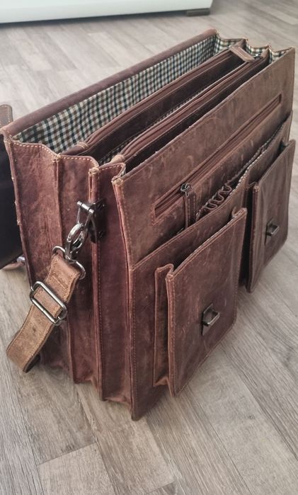 Шкіряний портфель