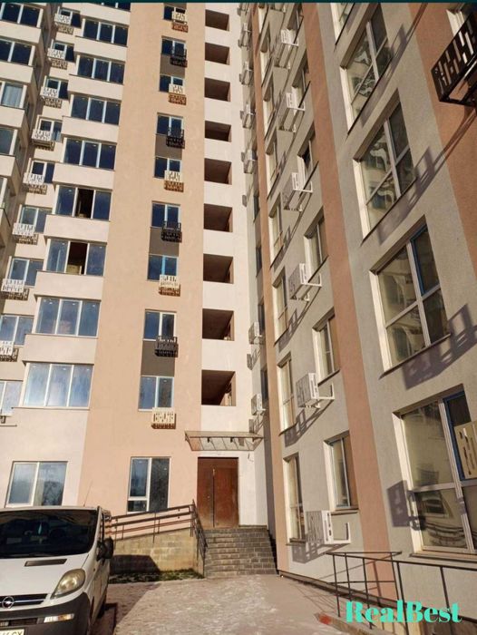 Продаж / Квартира /  Ювілейний, Рівне