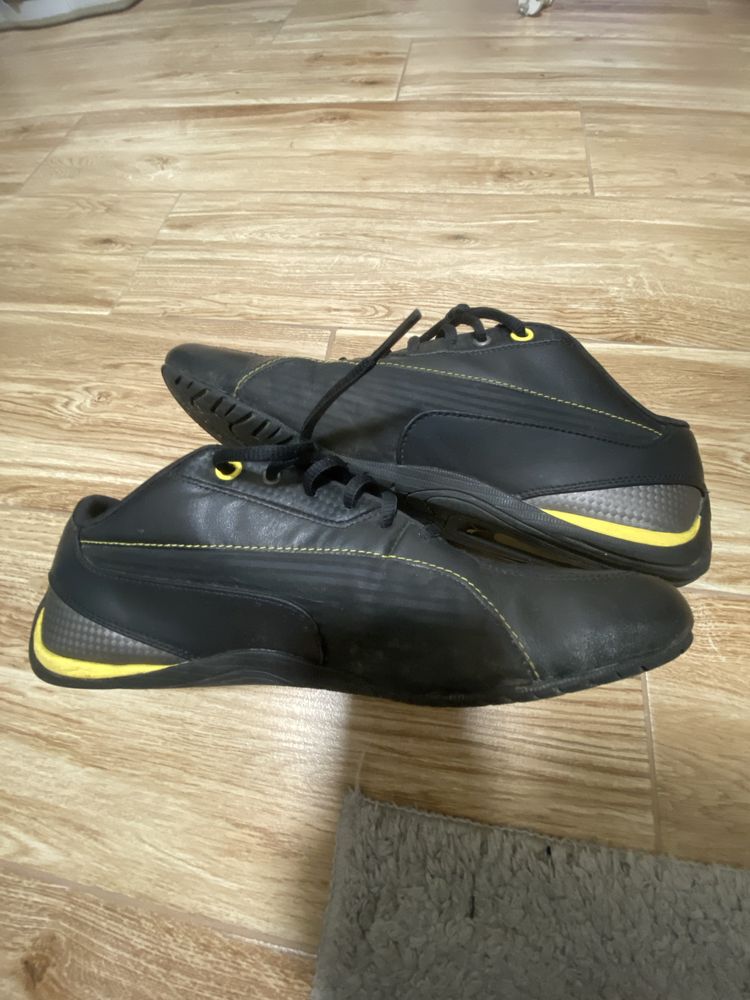 Buty męskie Puma Ferrari 40,5