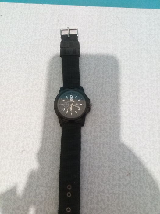 Годинники в робочому стані ДАРОМ