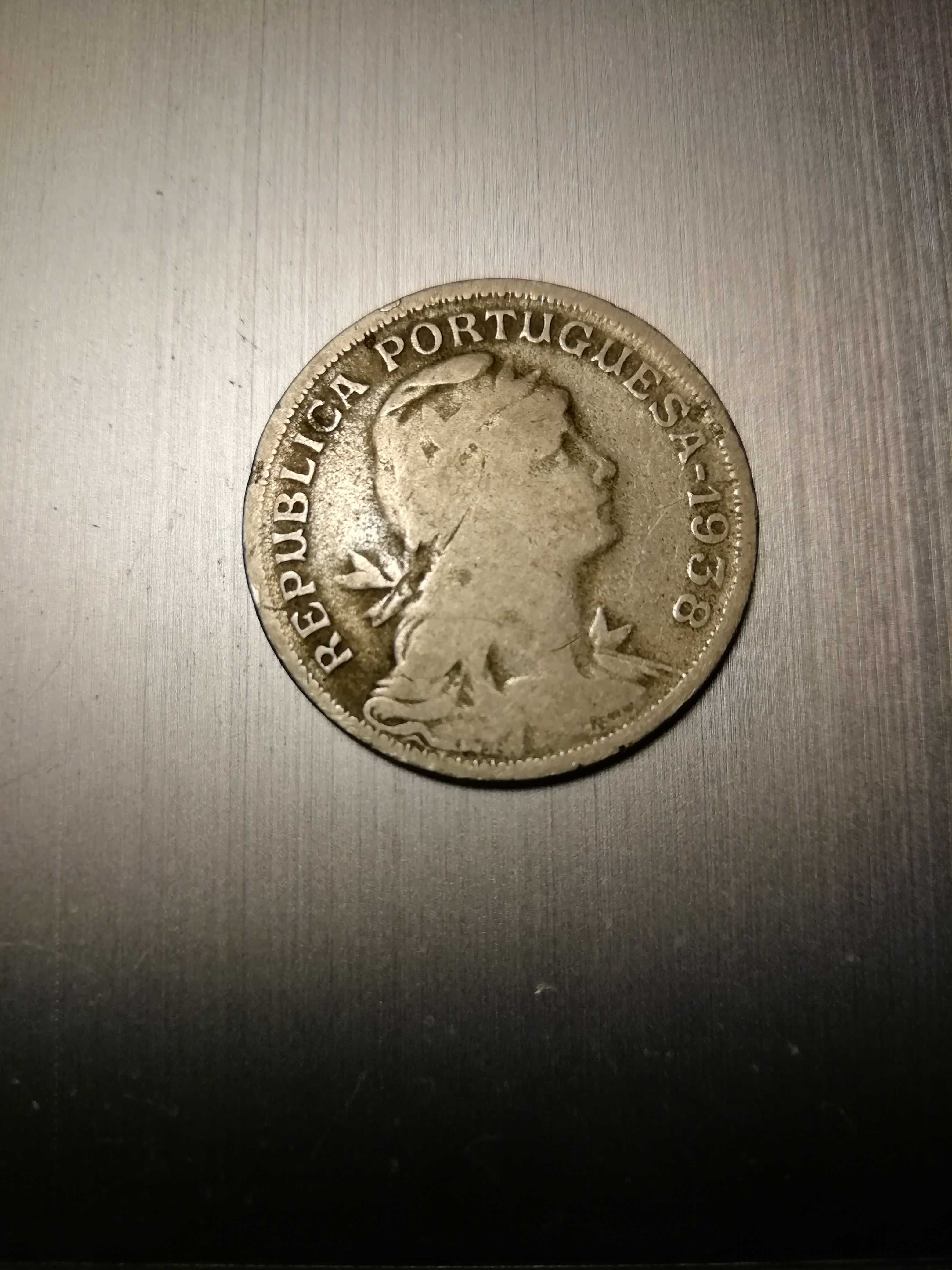 Moeda de 50 centavos 1938 muito rara e difícil de encontrar.