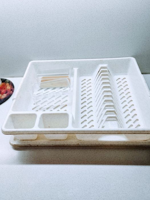 Набор кухонных качественых принадлежностей для молодой хозяйки