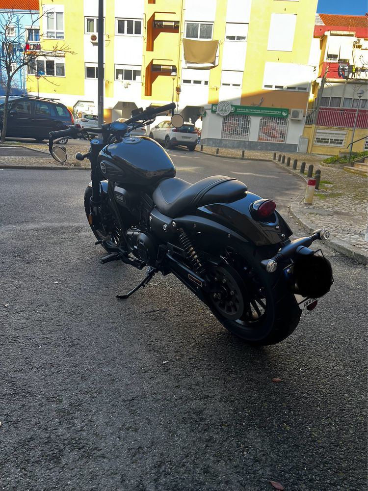 Keeway Benda V302 C