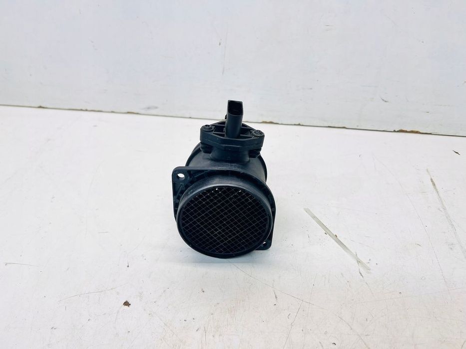 PRZEPŁYWOMIERZ CZUJNIK MASY POWIETRZA AUDI VOLKSWAGEN SEAT SKODA 7D0906461