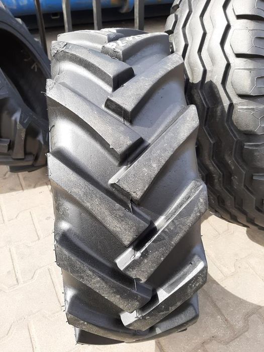 2x Opona używana 9.0/70-16 ; 230/70-16 9.0/70R16 BKT 300zł(szt.) W4337