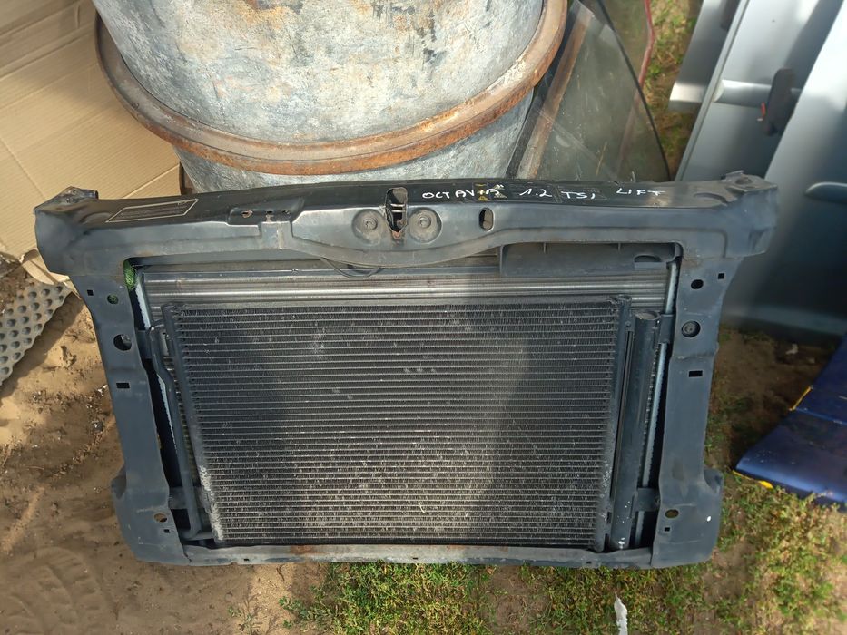 Skoda Octavia 2 lift pas przedni z chłodnicami 1.2 TSI