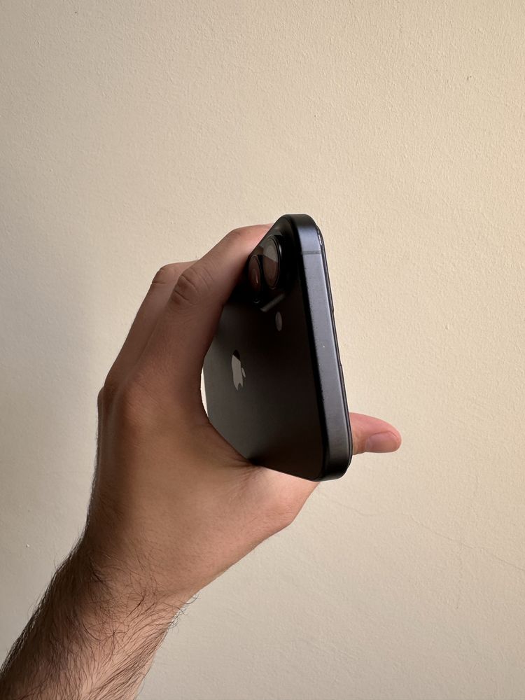 iPhone 16 Plus c/ NOVO