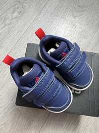 Кроссовки детские Adidas