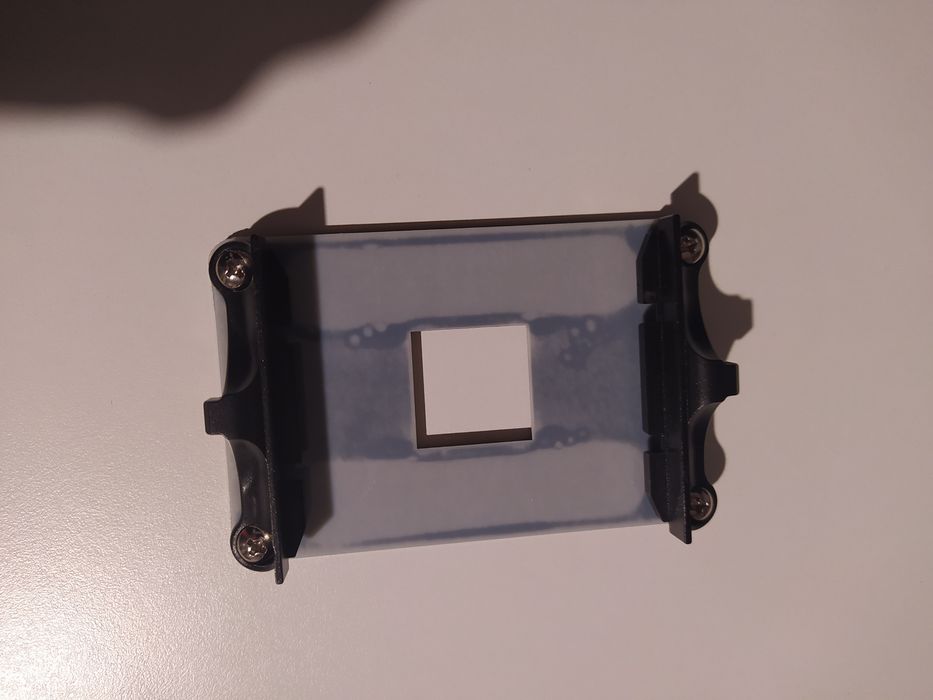Mocowanie Backplate + Zapinki AMD AM4
