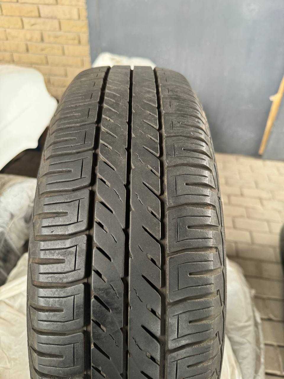 Продам лето  185.65.15 Goodyear