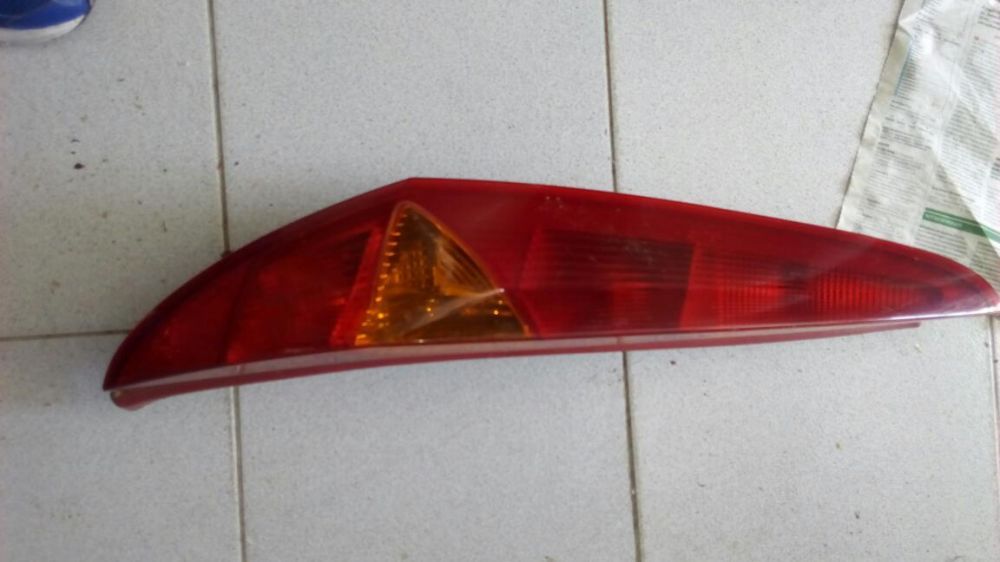 Opticas traseiras fiat punto