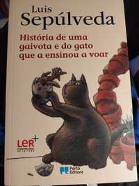 Livro -"História de uma gaivota e do gato ... a voar" - Luís Sepúlveda