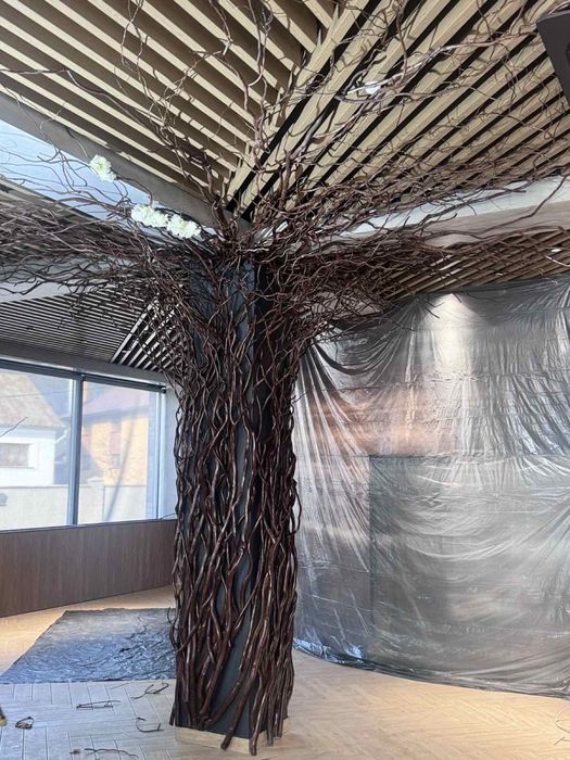 Гілки чищені ,дуб,вишня,верба,слива,алича,яблуня.