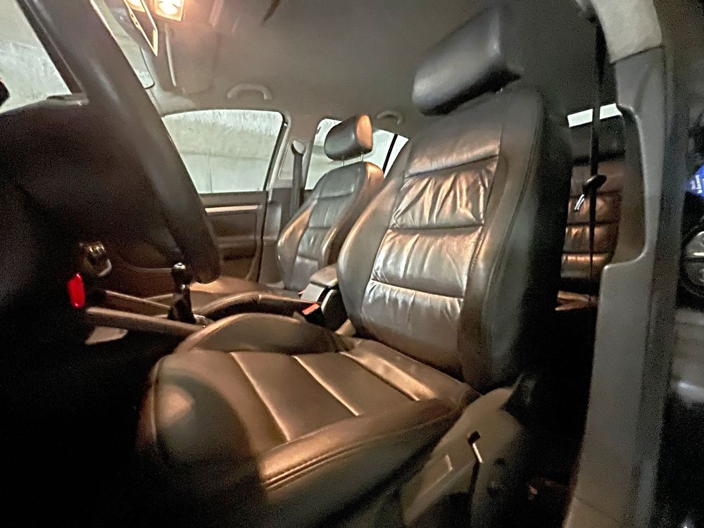 VW Golf 2.0Tdi Sport 140cv NACIONAL