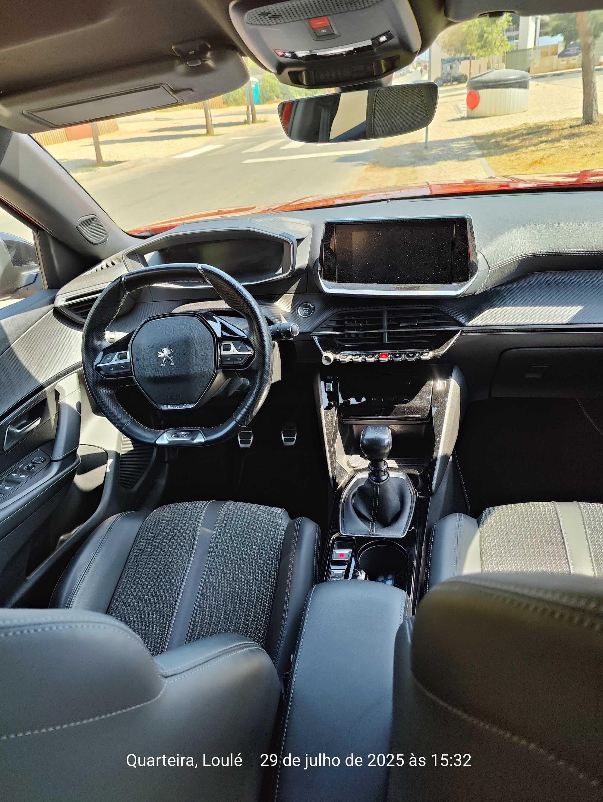 Peugeot 2008 1.5