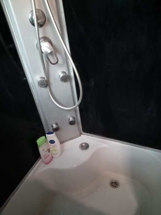 Продам душевую кабинку бокс бу 90×90.