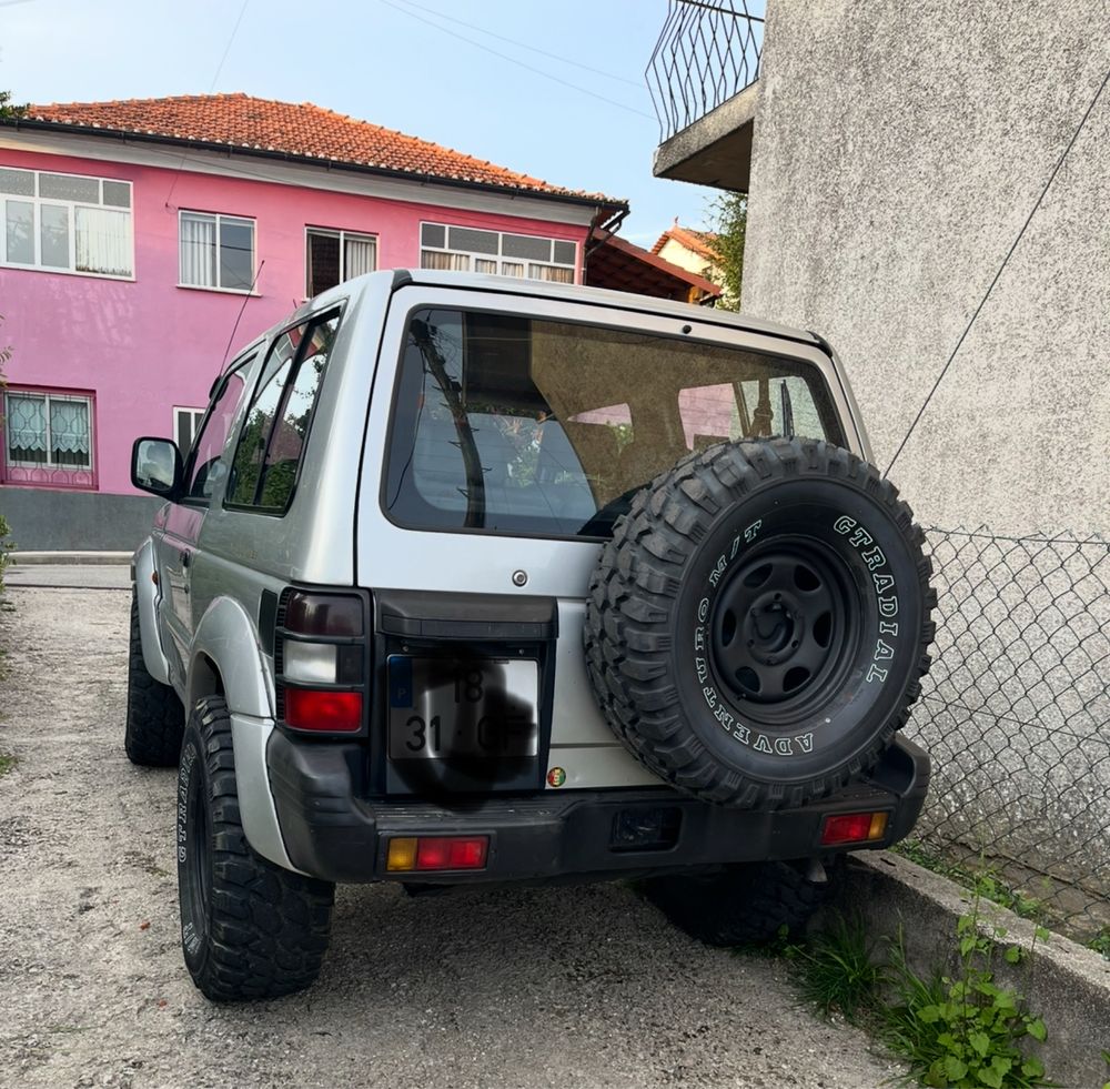 Mitsubishi pajero