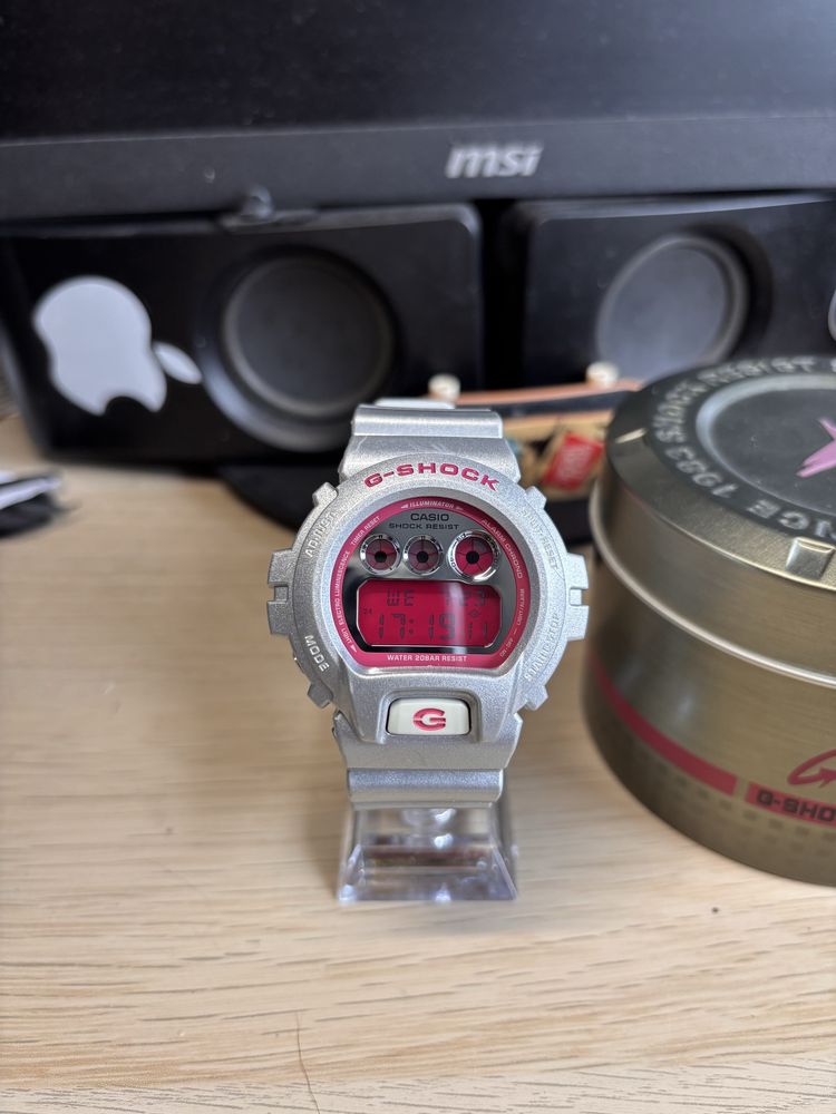 Unikat! Casio G-shock DW-6900CB-8