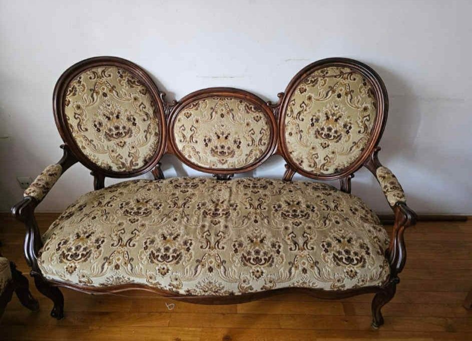 Meble w stylu Ludwikowskim