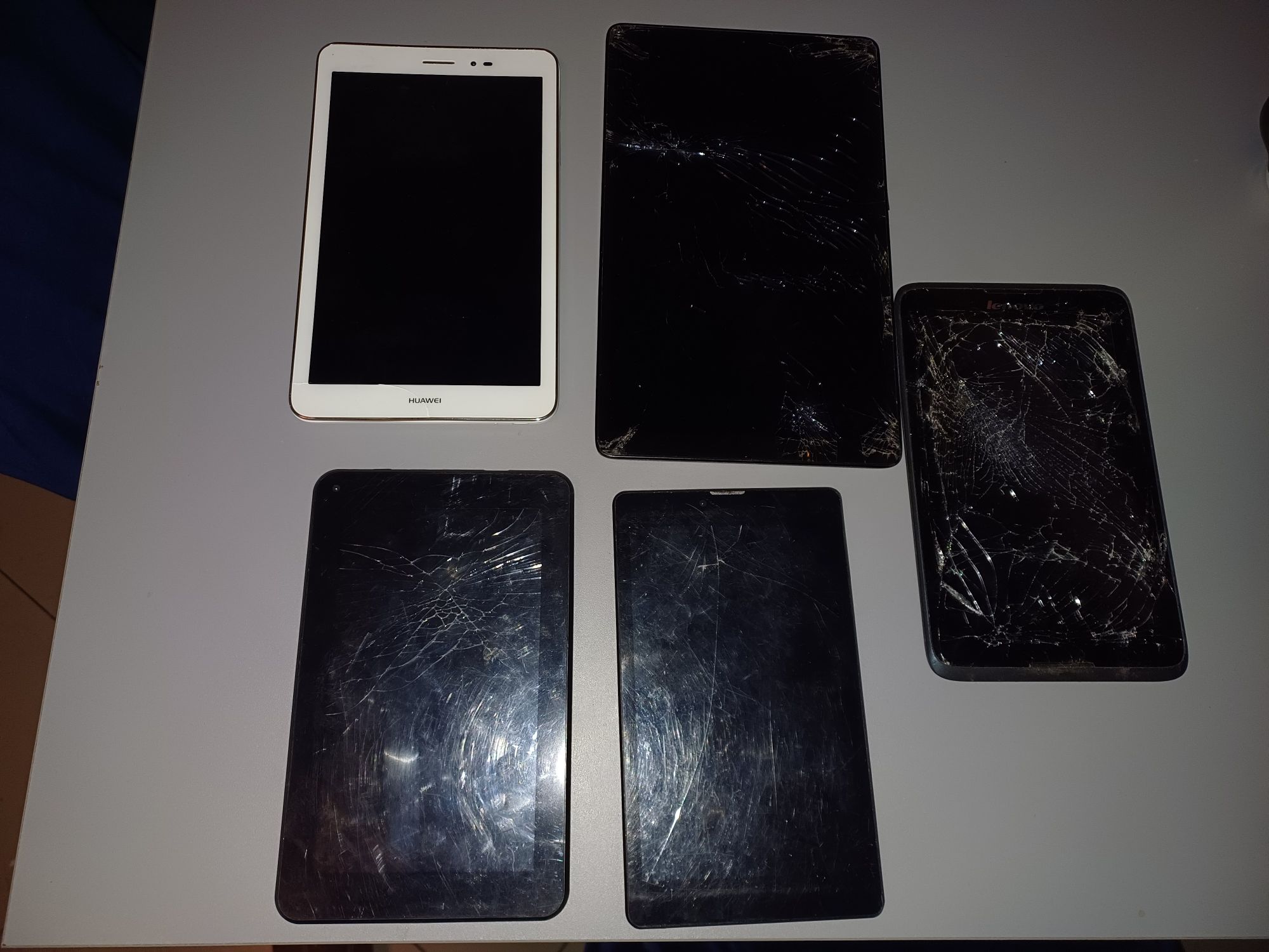 5 Tabletów uszkodzonych