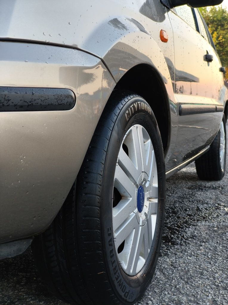 Ford Fusion 1.25i Gasolina