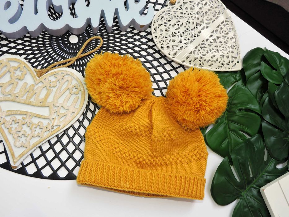 George - miodowa czapeczka pompony r 62/68