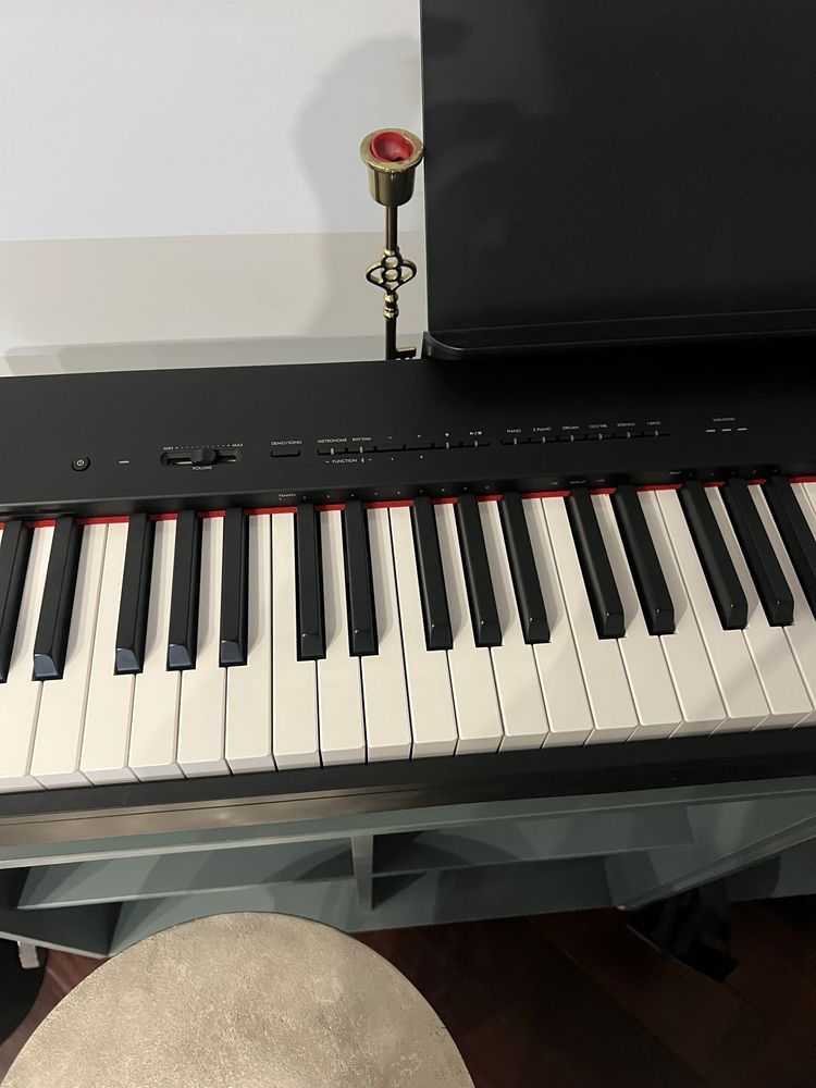 Цифрове піаніно Yamaha P-225 B