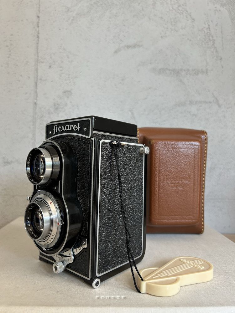 Aparat analogowy Flexaret IV - średni format