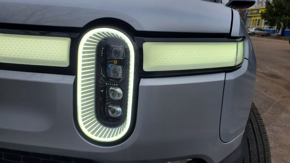Rivian R1T 2022 135 кВт продаж/ обмін на квартиру в Києві