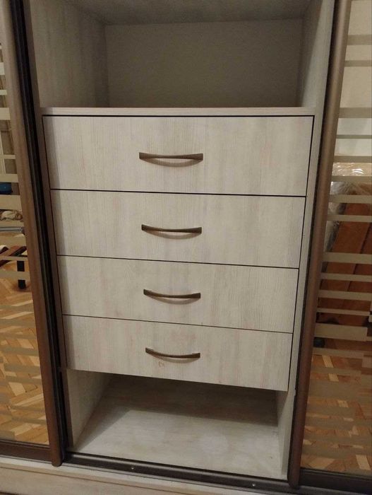 Шафа-купе, шафа, гардероб, гардеробна, кладова