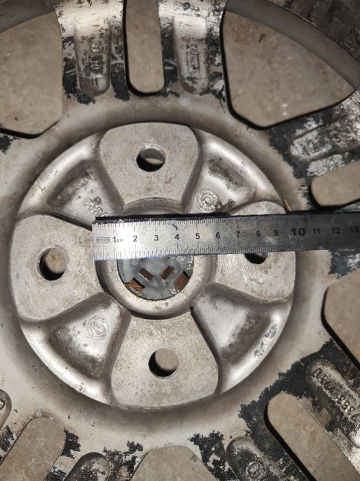 Felgi 14 4x100 et37 opony 185/65/r14 Dębica z opla astry