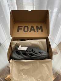 Yeezy Foam RNR - Carbon - EU 42 - adidas Confirmed Drop