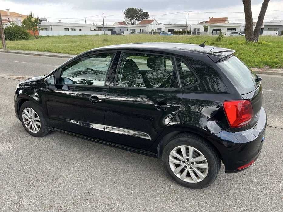 Carro de garagem impecável