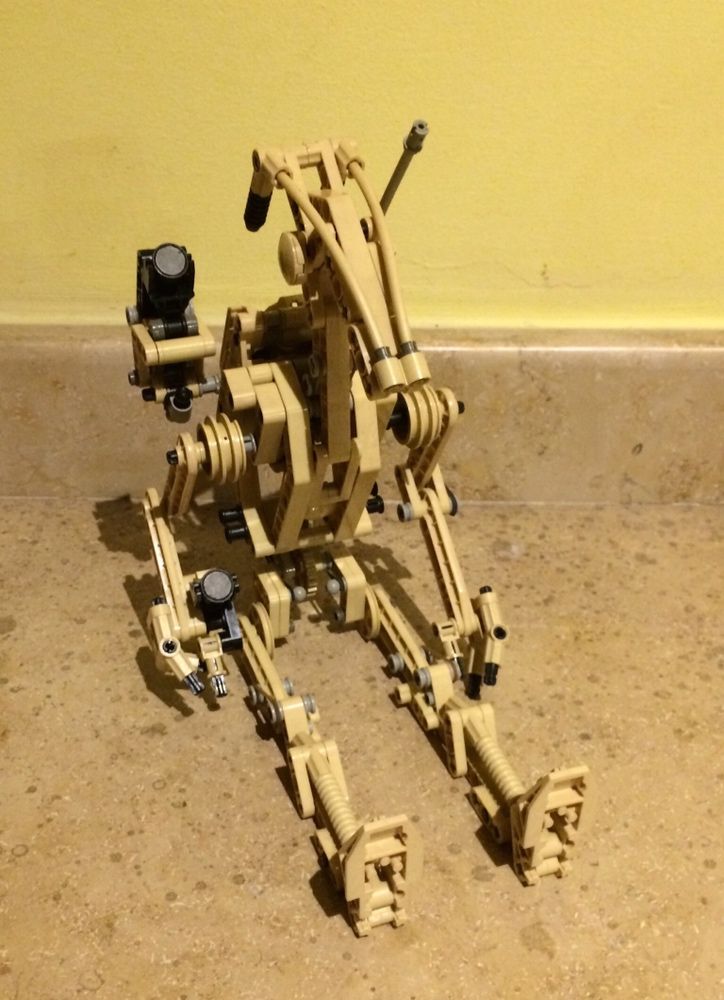 LEGO Technic/Star Wars 8001: B1 Battle Droid unikat 2000 rok