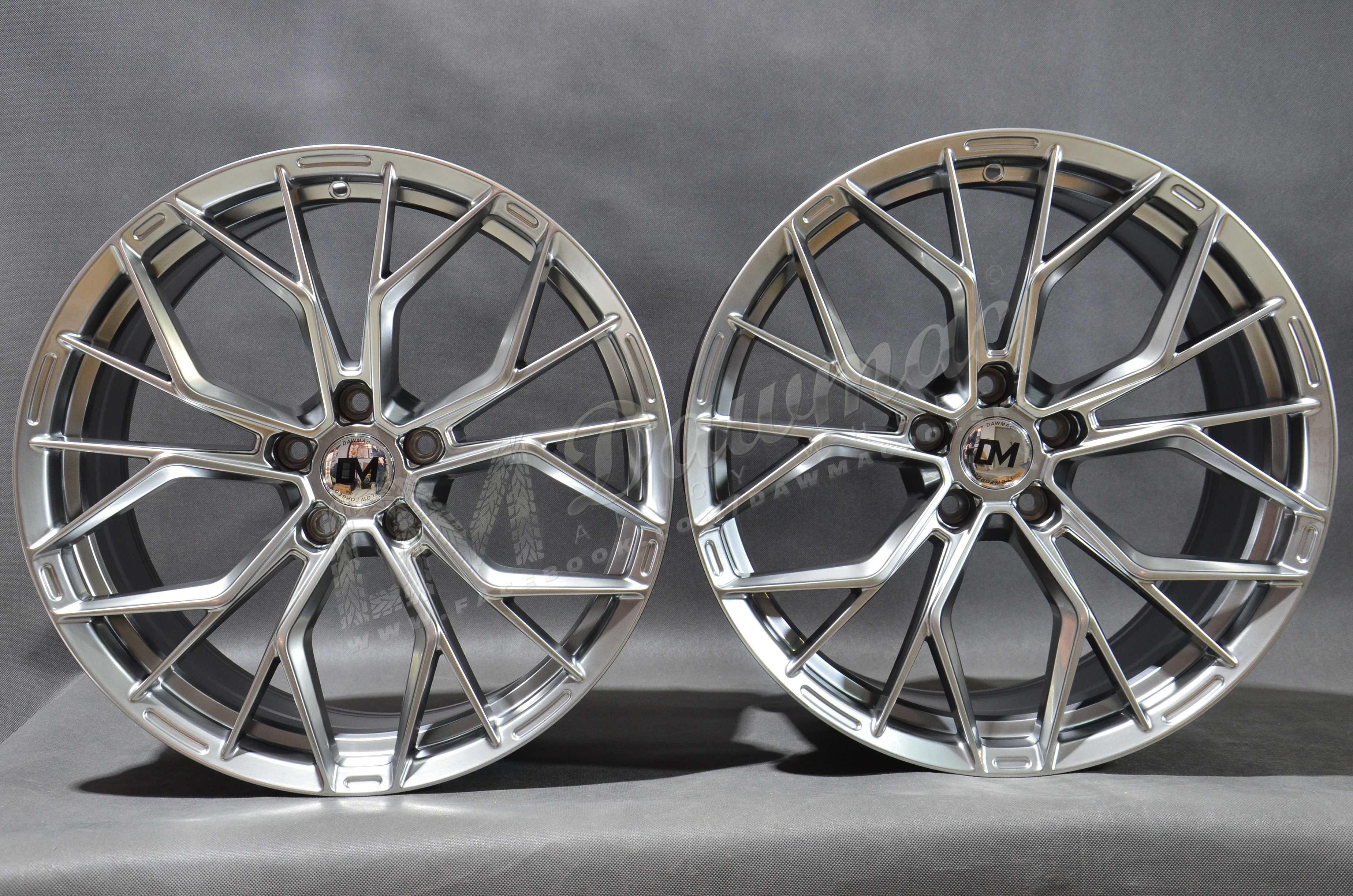 Felgi aluminiowe DM07 Flow Forming 19" 5x112 5x114,3 Hyper Black