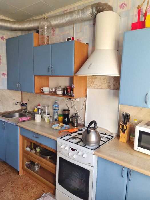 Продам частину квартири на проспекті ГЕРОЇВ у ДНІПРІ реальна ціна!