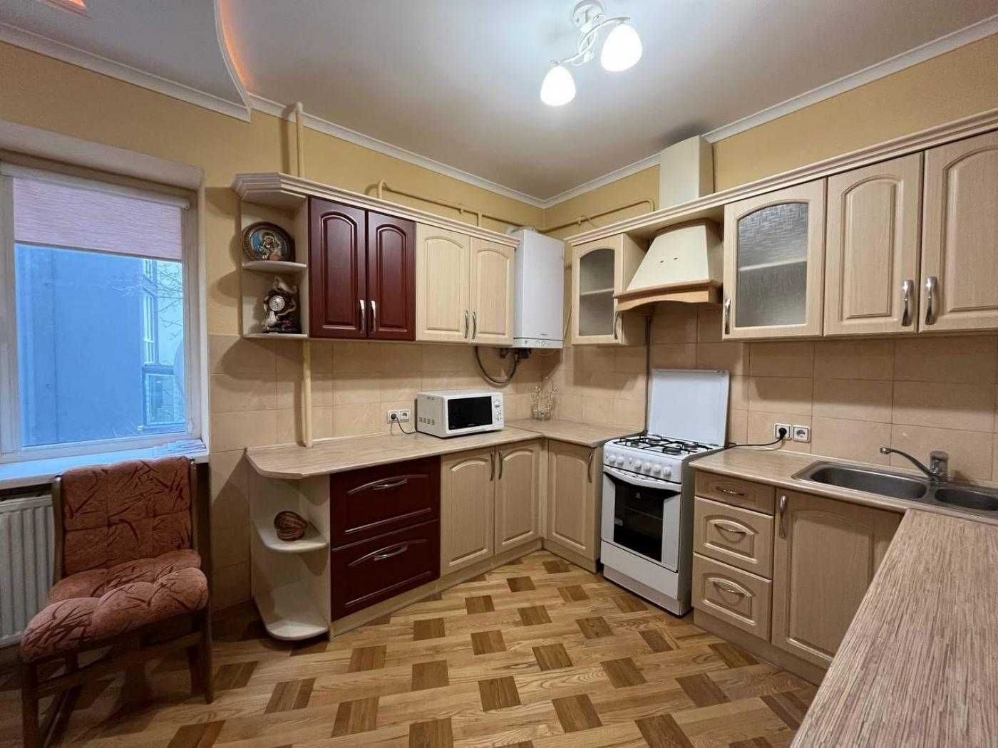Продаж 3 кім квартири в центральній частині міста/Постанова
