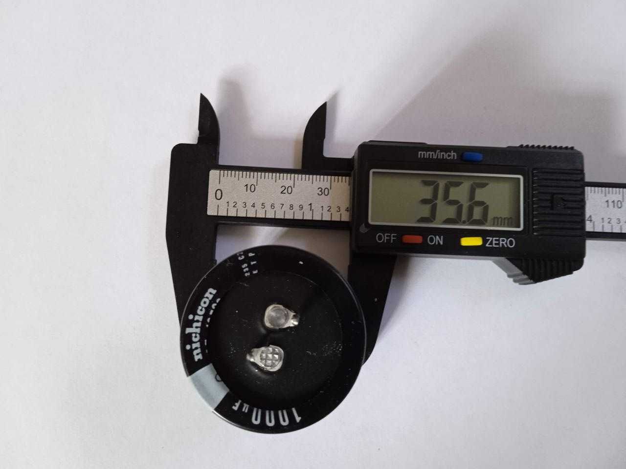 Конденсатор nichicon 1000 mF  315v