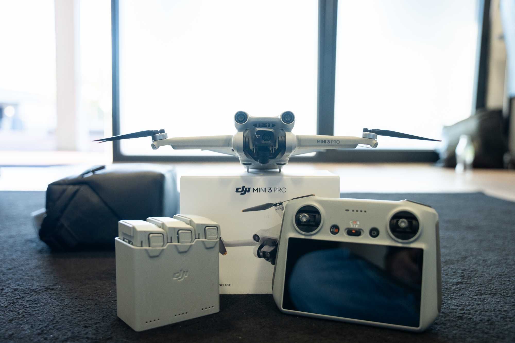 DJI Mavic Mini 3 Pro Combo - SEMI NOVO c/ Seguro, Mala e Acessórios
