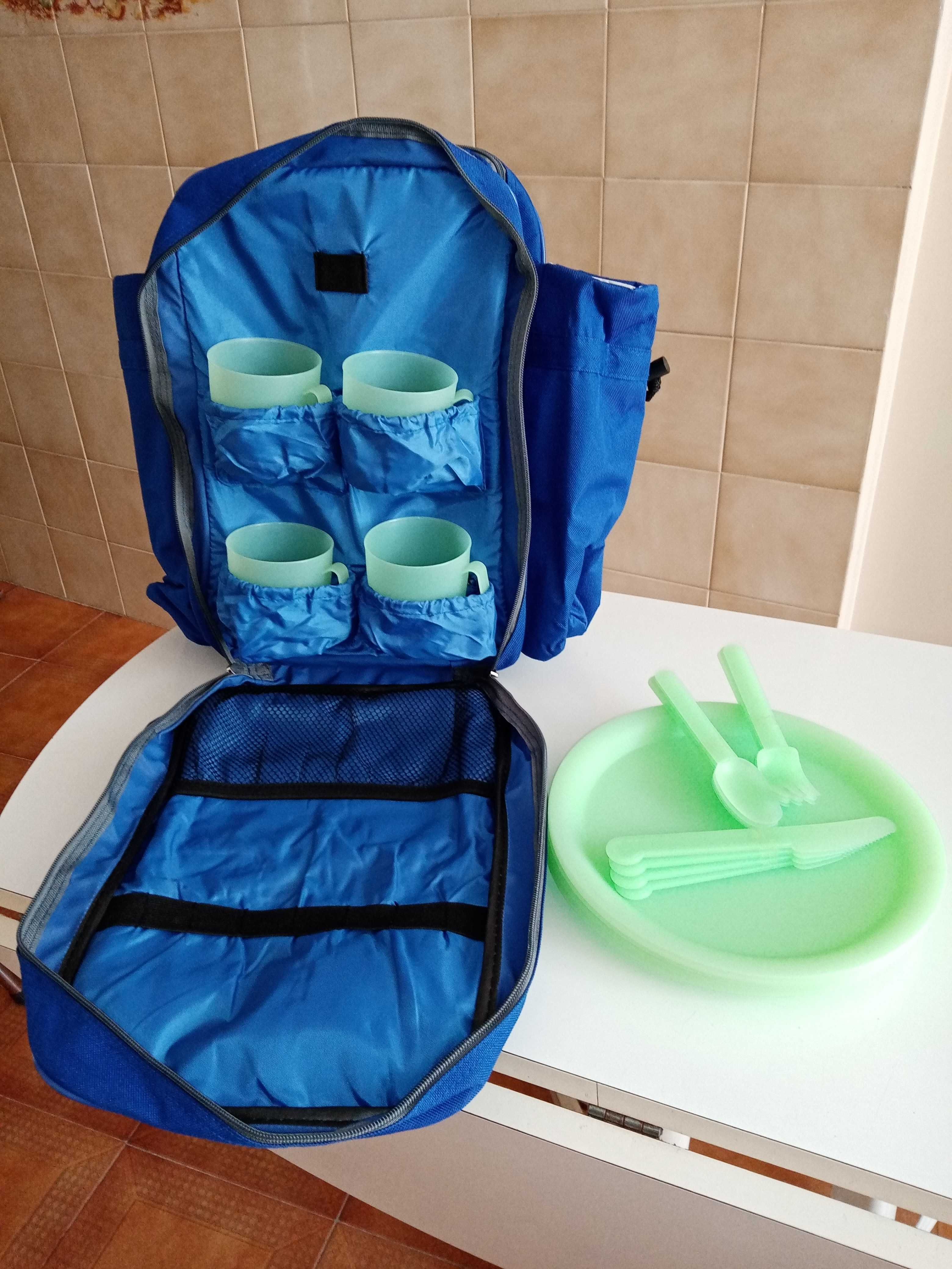 Mochila Térmica com Acessórios