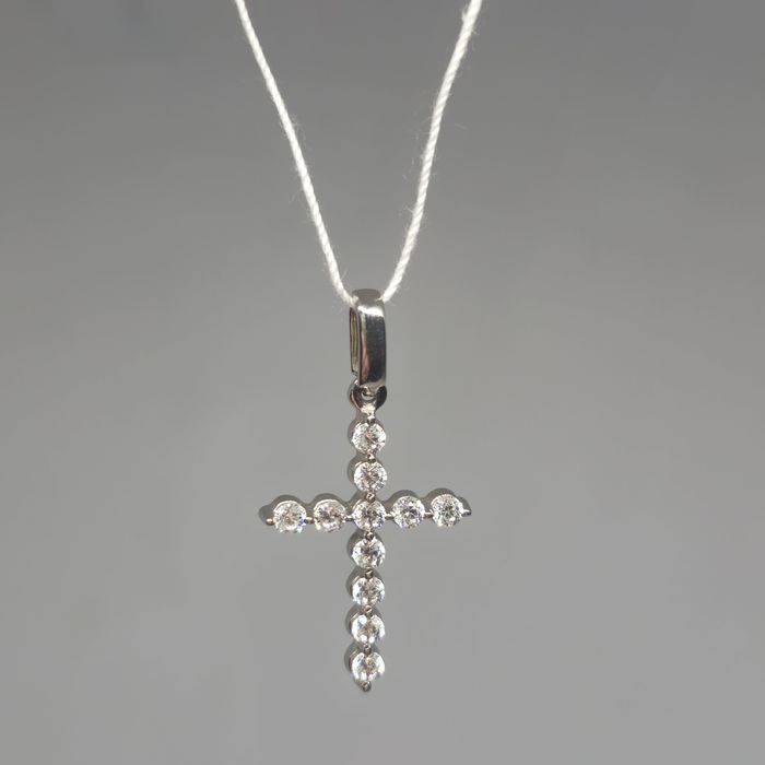 Хрестик з білого золота. Новий.