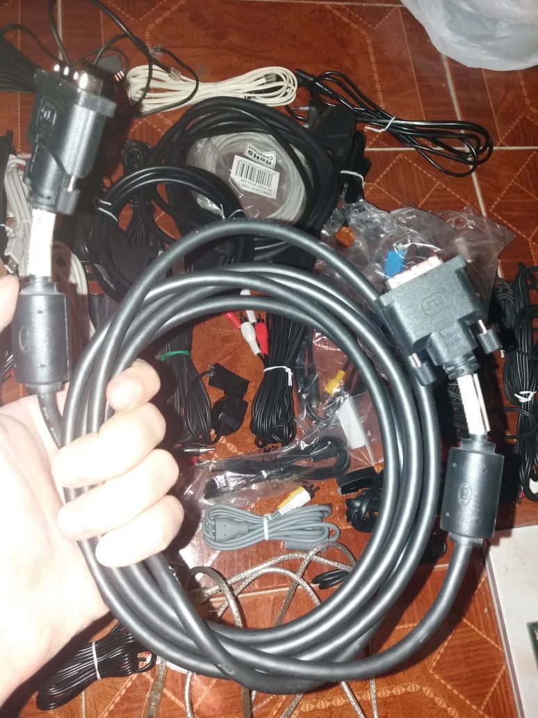 Kable USB, analogowe, cyfrowe