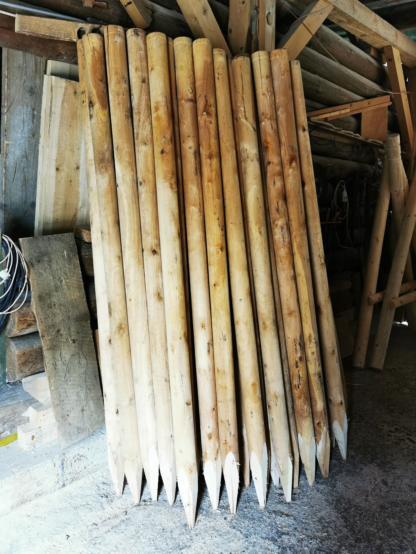 Słupki Drewniane  Pale Paliki  Toczone Ogrodzeniowe Hustawki