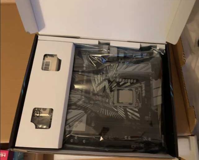 Комплект Z390 + Intel G5400 + Chieftec Proton 750W + 4 GB DDR4 Samsung