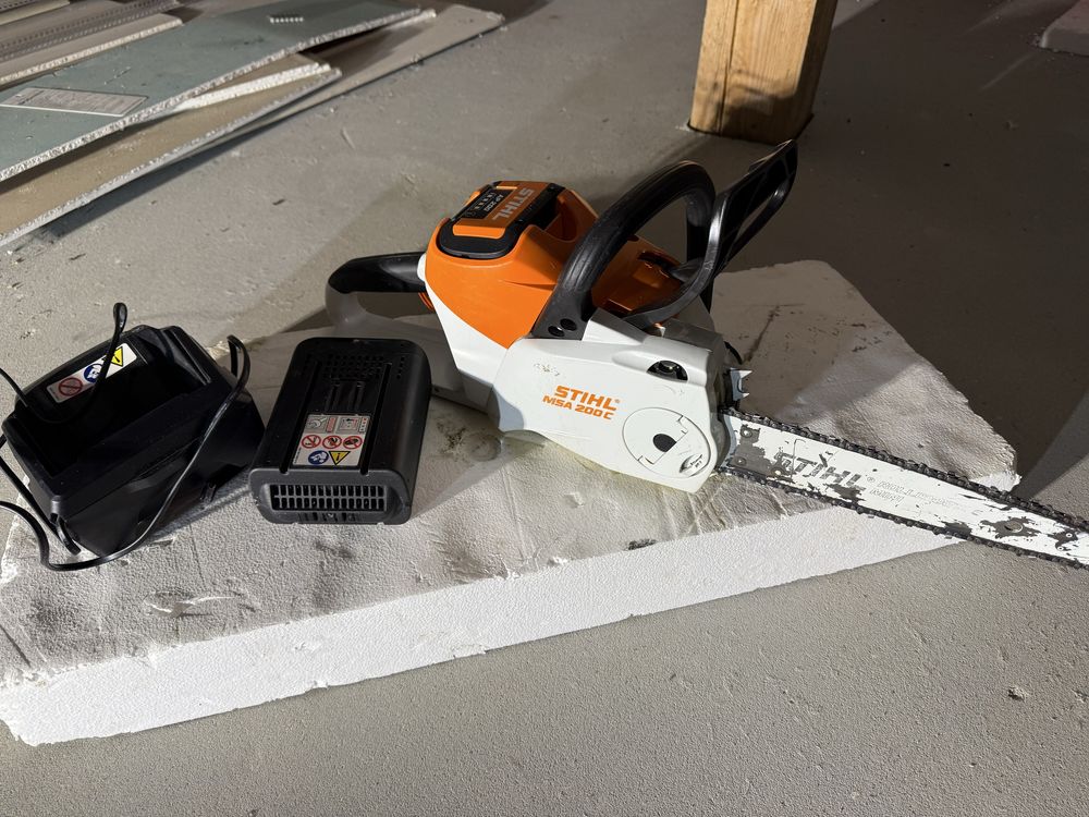 Stihl msa 200 c. Akumulatorowa pilarka
