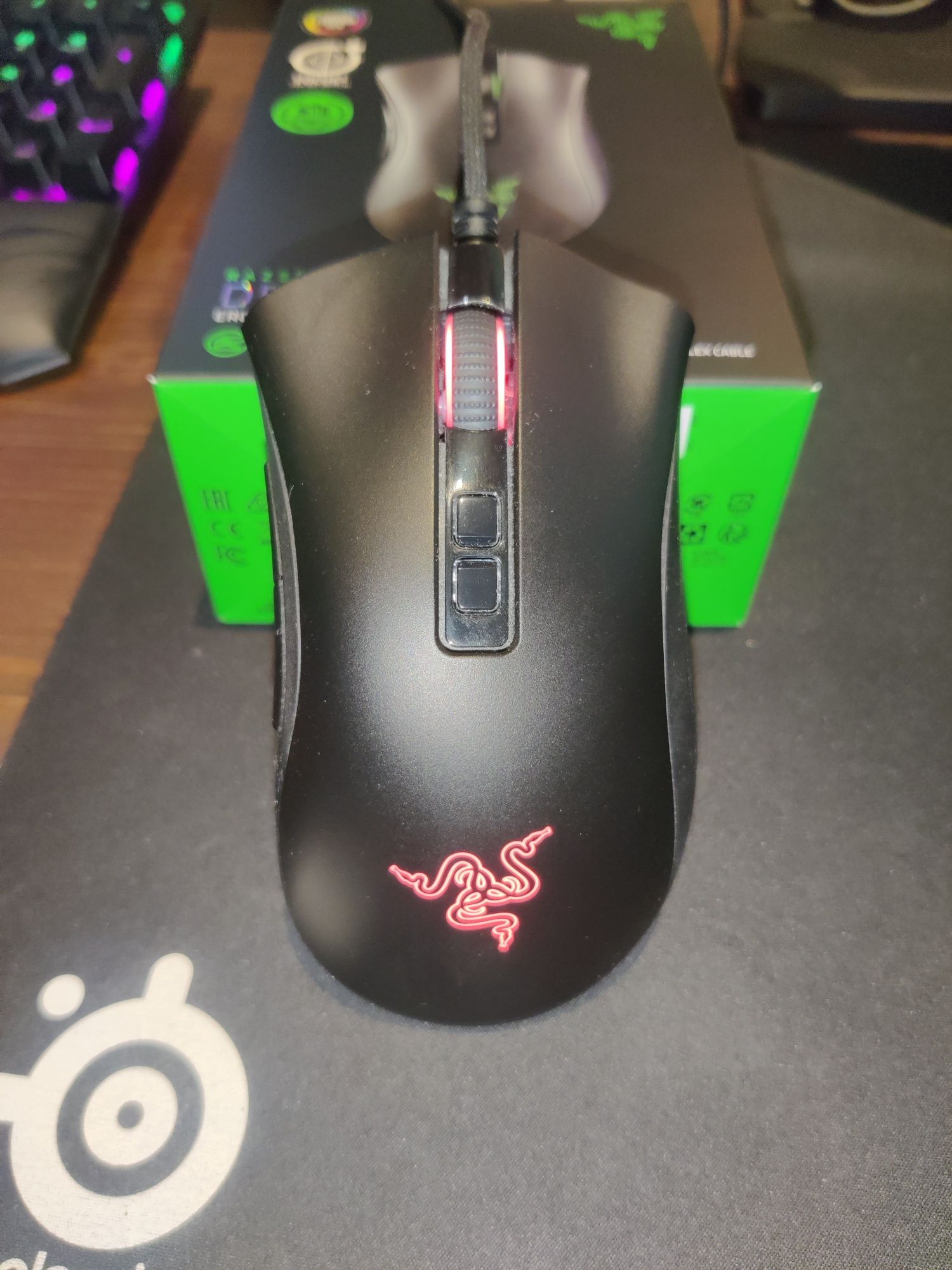 Razer Deathadder V2 - Rato Gaming RGB