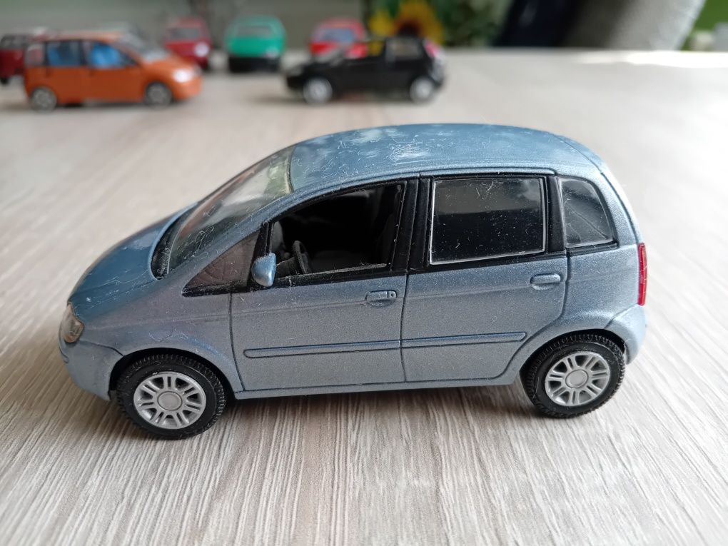 Fiat Idea 1:43 Norev